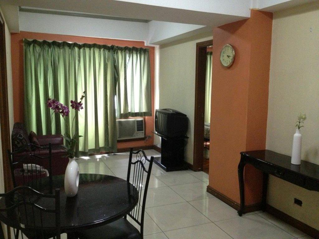 Mpt Suites Макати Номер фото