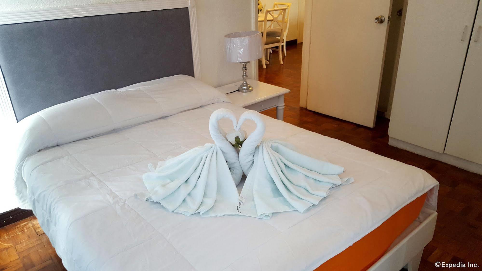 Mpt Suites Макати Экстерьер фото