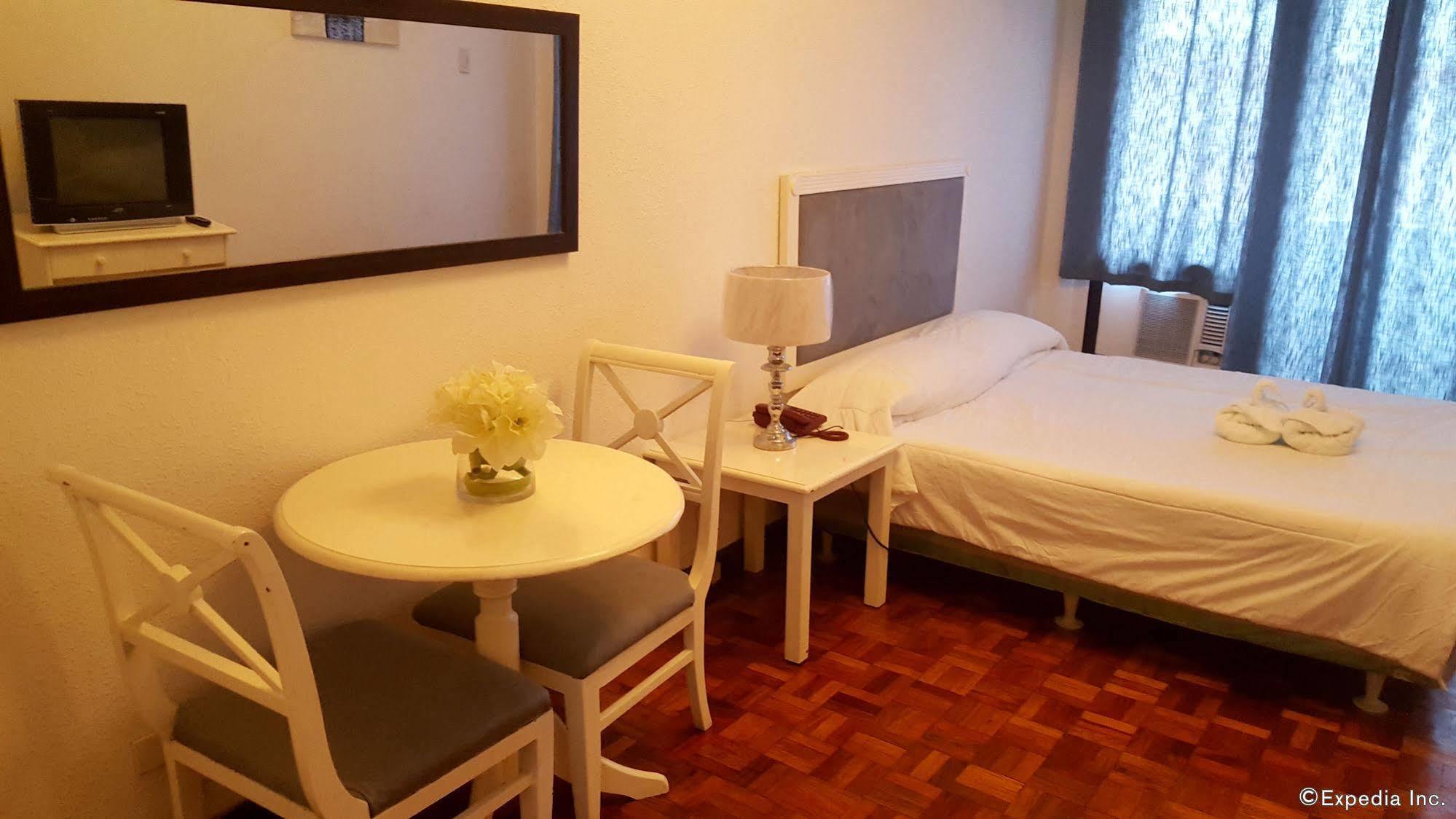 Mpt Suites Макати Экстерьер фото